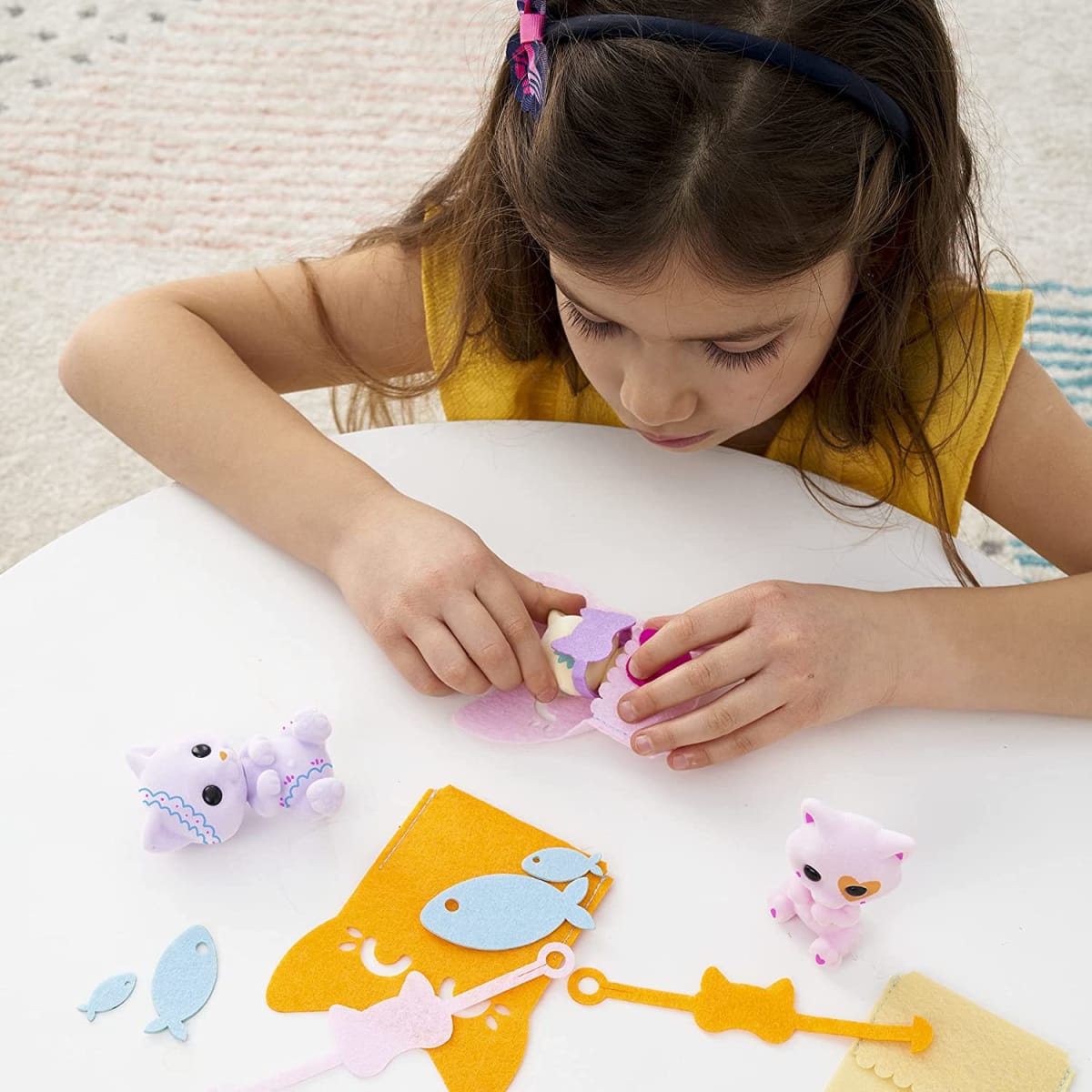 FAMILIA DE GATOS, FUZZIKINS